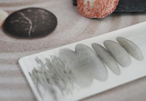 Infibra držač pribora za jelo s Panarea uzorkom 2-slojna 38x38 bijela salveta 125/1